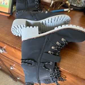 Boots- never been worn